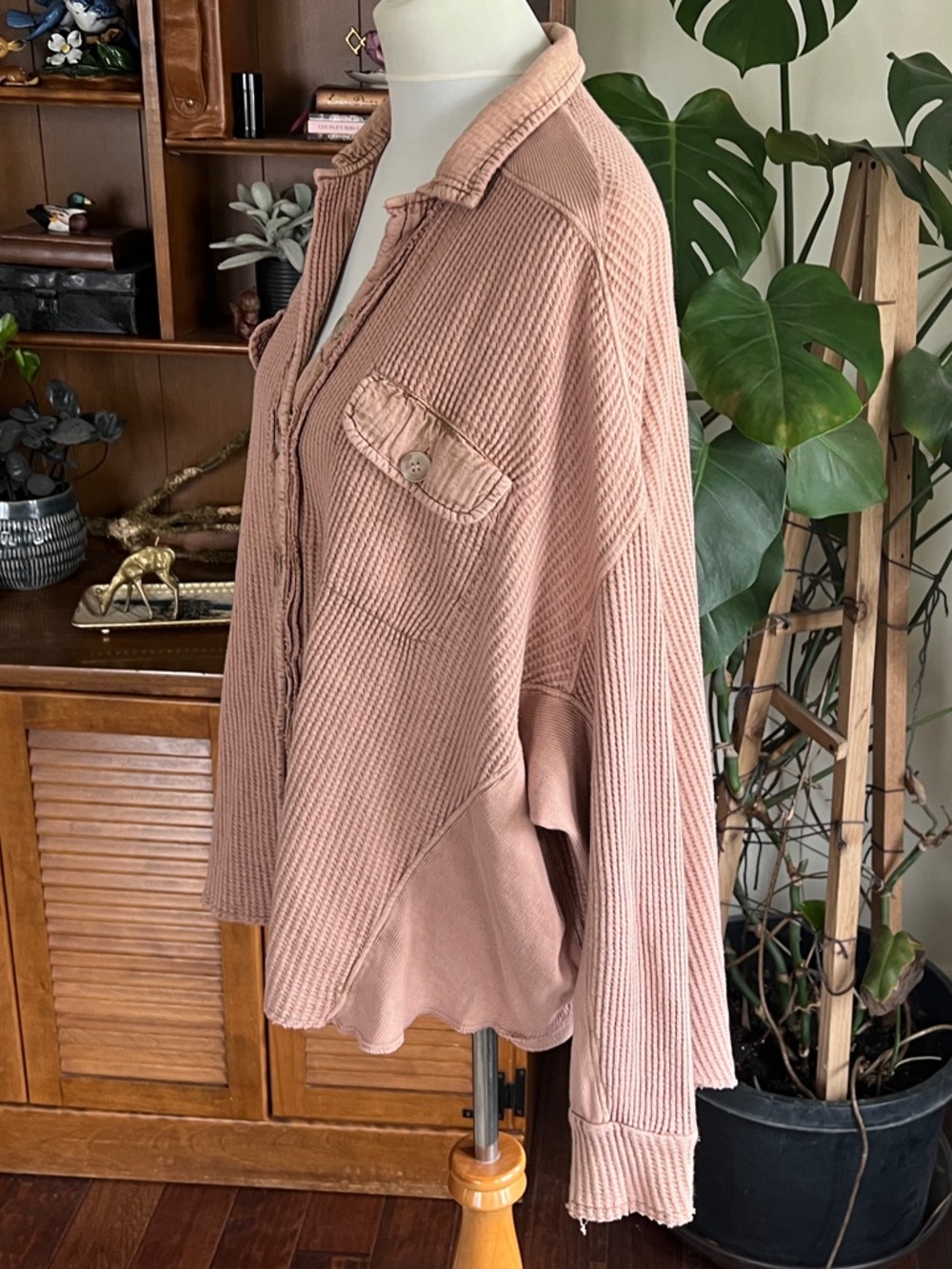 Free People Scout Bunny Dusty Rose Button-Up Waffle Knit Shacket Oversized XS - Picture 10 of 13